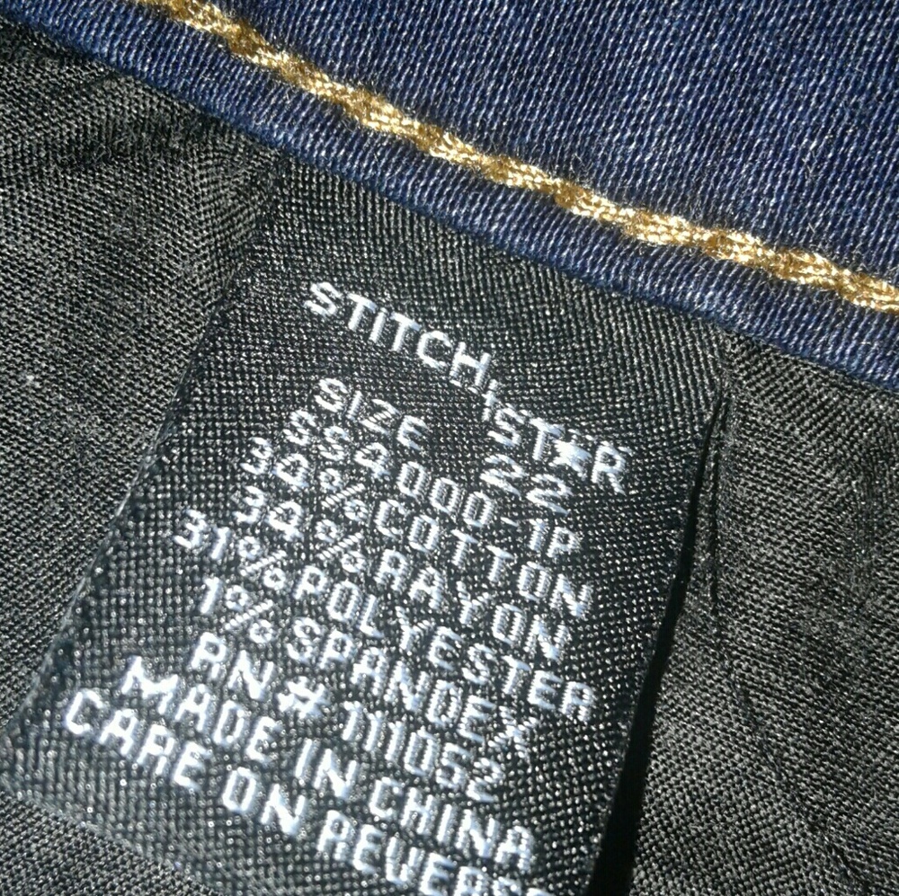 Capris - Picture 2 of 8